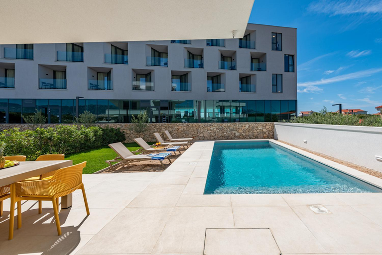 Others 5, Villa Arenisca Novalja, Novalja