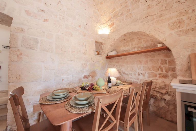 Room 1, TD Trulli Altura With Pool & Stunning Sunsets, Taranto