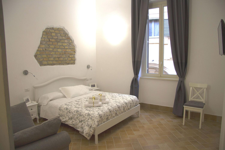 Bedroom 2, Leoncino 36 Apartments in Rome, Rome