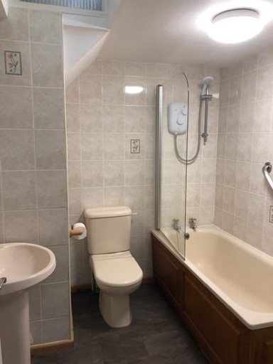 Bathroom, 3bed Apartment Sleeps 5- Parking, Wifi, Near Beach, Cornwall
