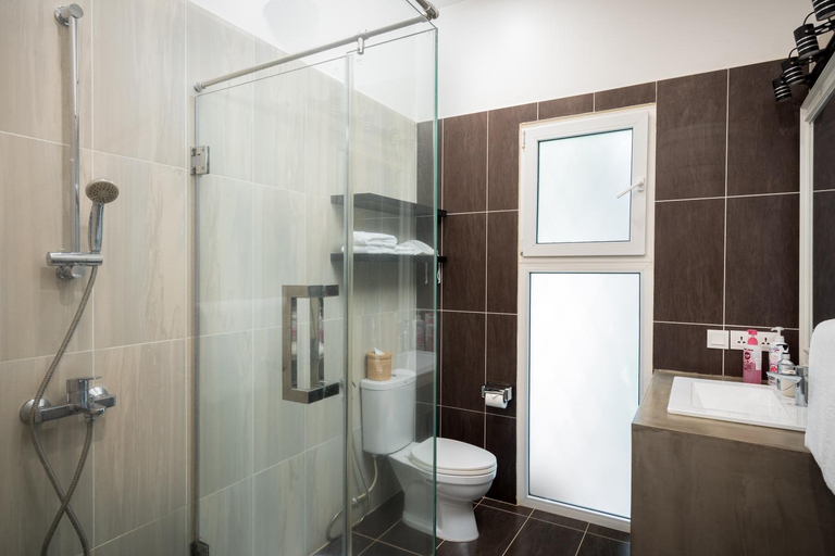 Bathroom 3, The Friendship Villa by Amatak, Siem Reap