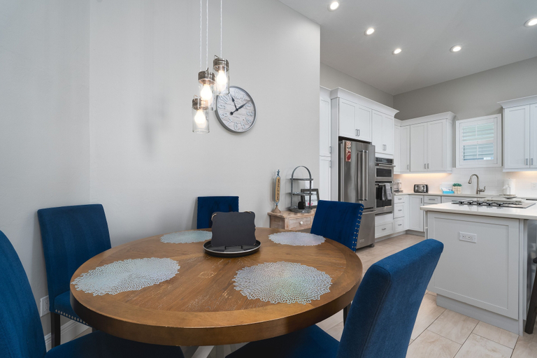 Others 5, 134 Pearl St 3 Bedroom Home by RedAwning, Lee
