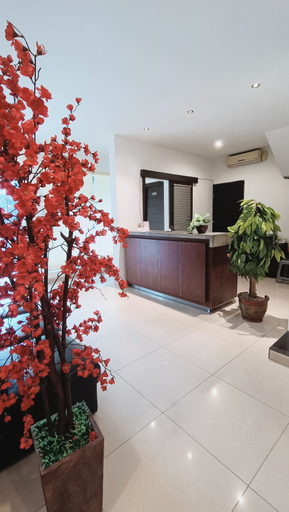 Others 2, Vi Hotel Bandung, Bandung