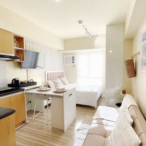 Private kitchen 4, Remarkable Modern 1-bed Apartment in Cebu City, Cebu City