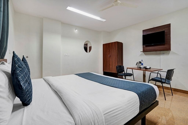 Bedroom 3, iROOMZ Fusion Inn Suites, Hyderabad