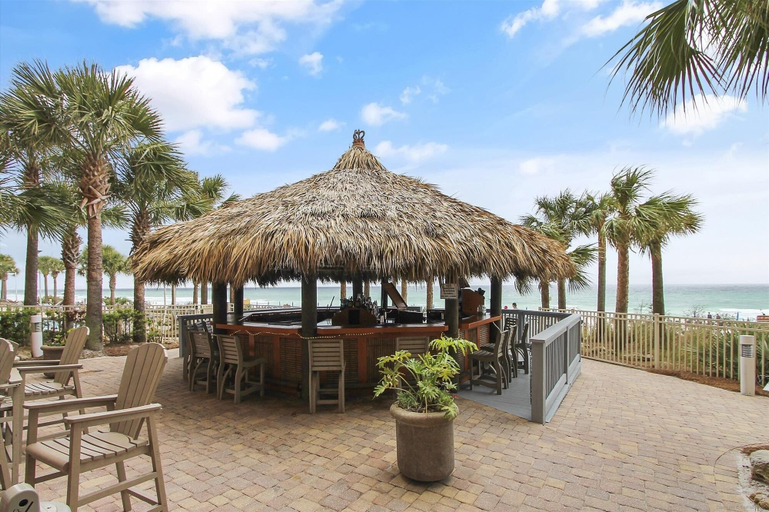 Food & Drinks, Calypso 1207 West 1 Bedroom Home by RedAwning, Bay