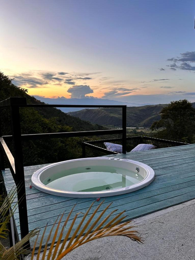 Others 2, Studio Suite Campestre con Jacuzzi, Guadalajara de Buga