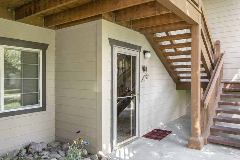 Property entrance, 901 Crazy Horse Circle 2 Bedroom Condo by RedAwning, Eagle