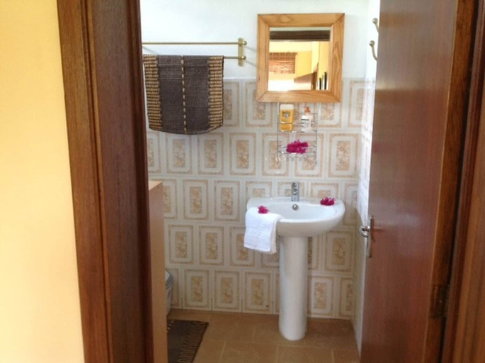 Bathroom 3, Villa Sirandane, Baie Du Tombeau