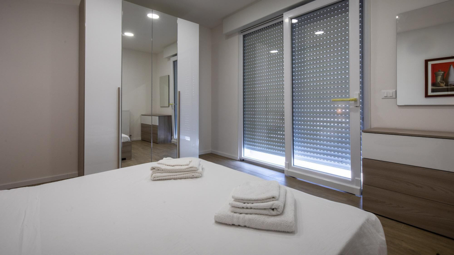 Room 3, Vat 52, Udine