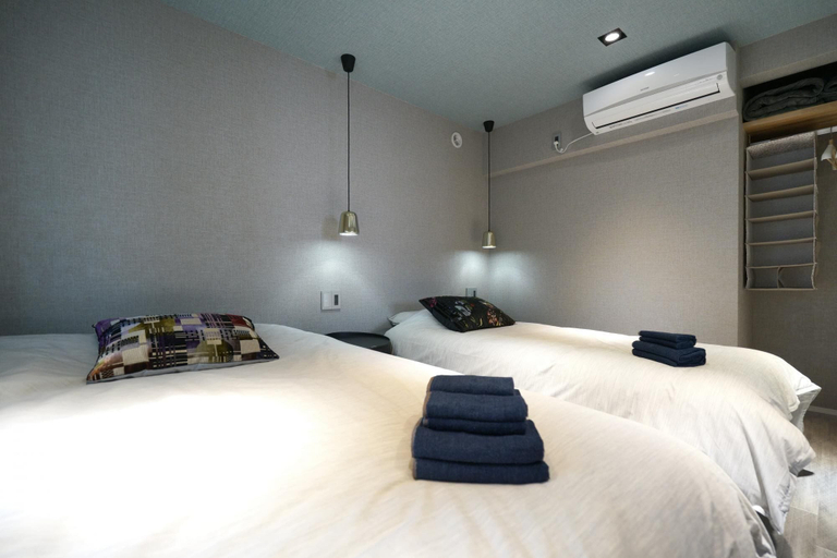 Room 2, Real Life Aoyama 2BR Suite 5pax 3bed 3min Metro, Shibuya