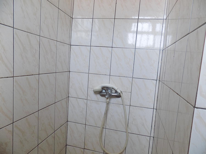 Bathroom, Sunrise Apartments International, Fort Portal