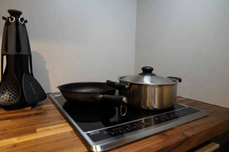 Room 2, Real Life Kudanshita Posh 1-bedroom 5pax 3mins sub, Chiyoda