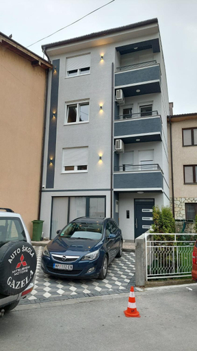 Others 3, Demir Apartmani, Novi Pazar