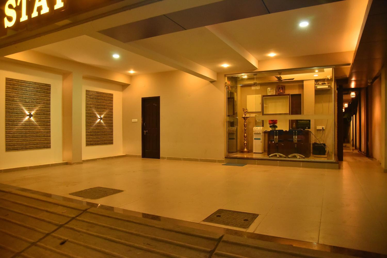 Public Area, Kommiya Inn, Thanjavur