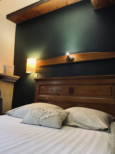 Bedroom 2, Château du Landsberg, Bas-Rhin