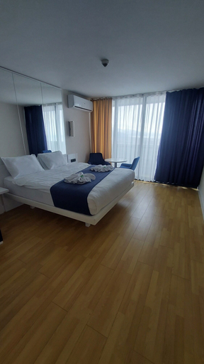 Bedroom 2, Beautiful Studio Apartment in Batumi, Batumi