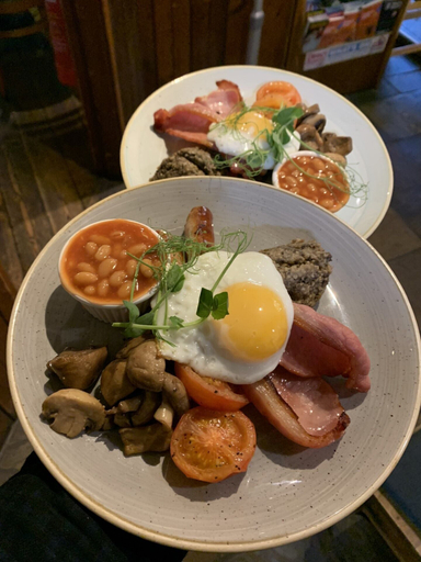 Food & Drinks 5, The Oak Tree Inn, Stirling