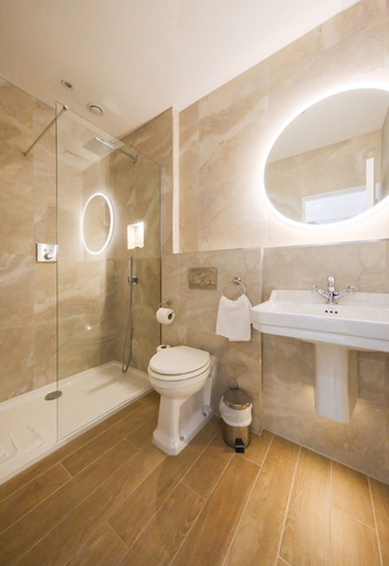 Bathroom 3, Mulberry House, Essex