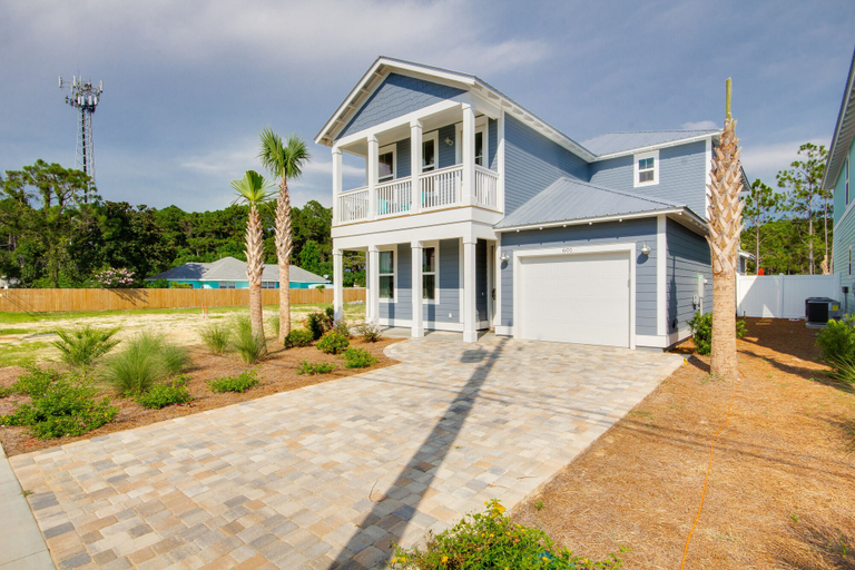 Exterior & Views 2, 601 Lyndell Ln - Pier Relaxation I, Bay