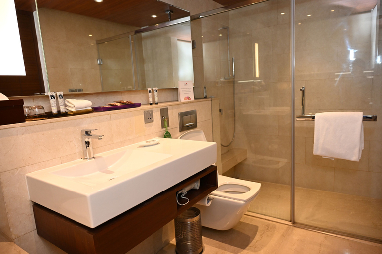 Bathroom 4