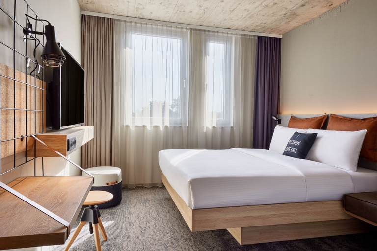 Bedroom 4, Moxy Karlsruhe, Karlsruhe