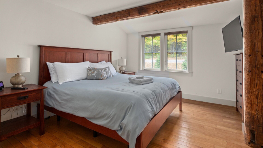 Bedroom 3, The Common Man At Mad House 3 Bedroom Condo by RedAwning, Washington