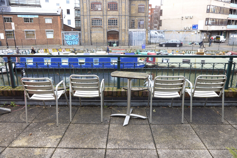 Others 5, Stunning 1-bed Apartment in London, London