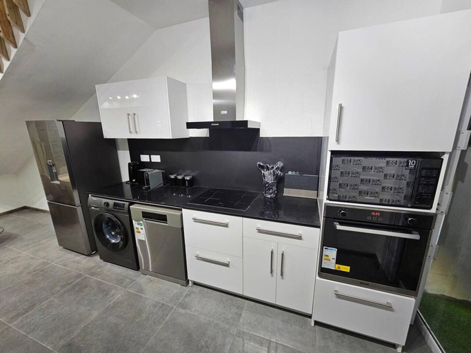 Private kitchen 3, Rooftop Garden Jacuzzi Luxury Villa, Black River