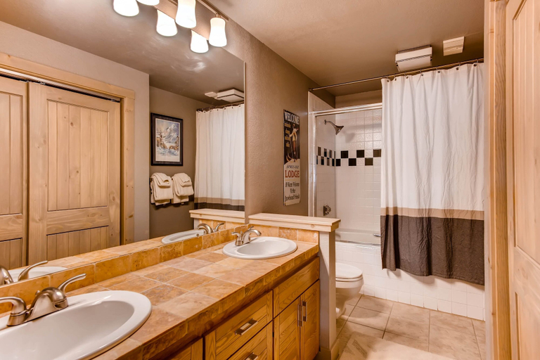 Bathroom 5, Elegantly Styled Plaza 2 Bedroom Condo - No Cleaning Fee! by RedAwning, Gunnison