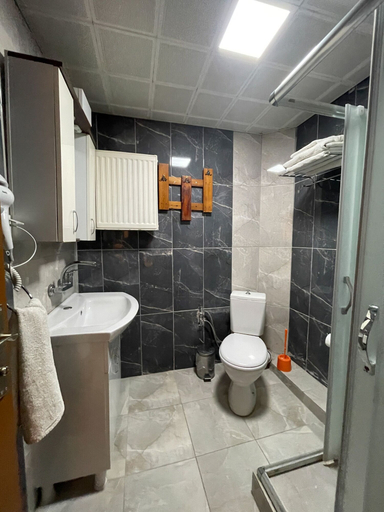 Bathroom 5, Lale Pansiyon, Eğirdir
