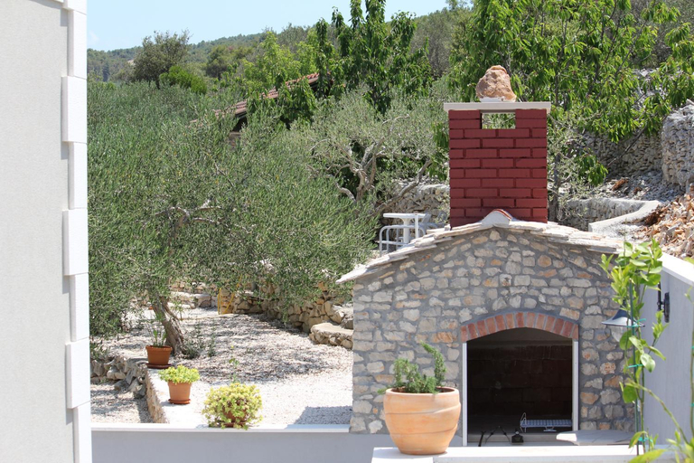 Others 4, Vacation home Meri, Supetar