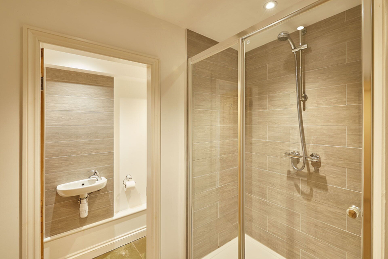 Bathroom 3, Host Stay Austen House, North Yorkshire