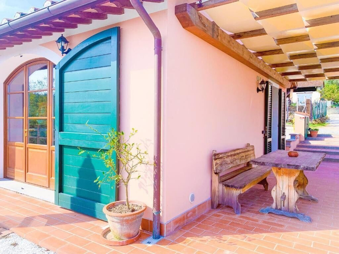 Exterior & Views 2, Villino Al Dotto Country House, Lucca