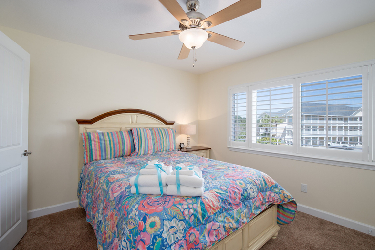 Bedroom 2, Spacious Waterfront Townhome - Just A Short Walk to Pier Park, Bay