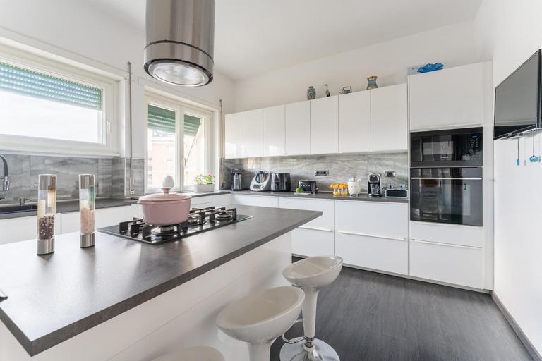 Others 4, Colombo Penthouse Wi Fi Netflix AC, Roma