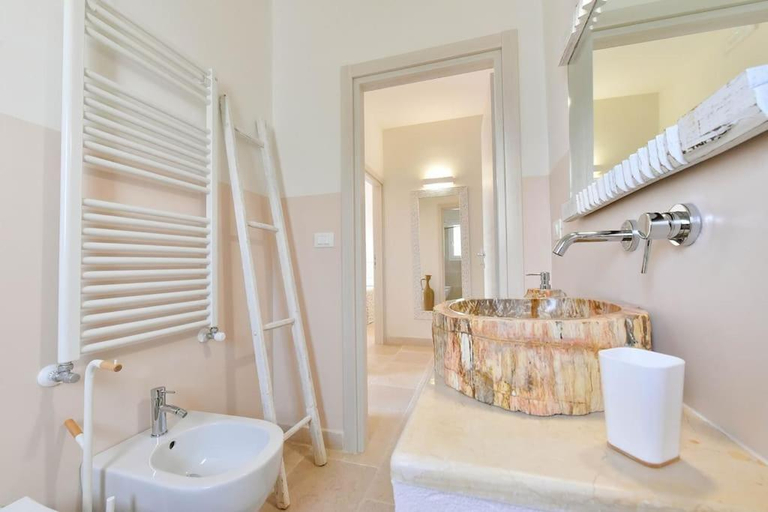 Bathroom 2, Tenuta San Giovanni - Private pool, Brindisi
