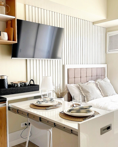 Private kitchen 5, Remarkable Modern 1-bed Apartment in Cebu City, Cebu City