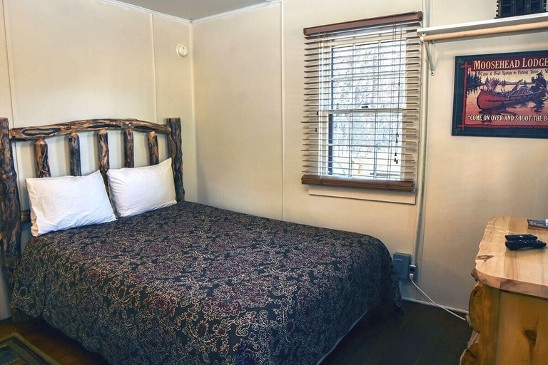 Bedroom 2, Triple R Cottages: 7 1 Bedroom Cabin, Larimer