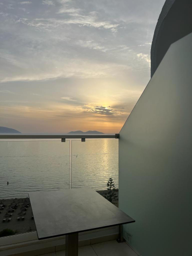 Others 5, Grand Mirage, Vlorës