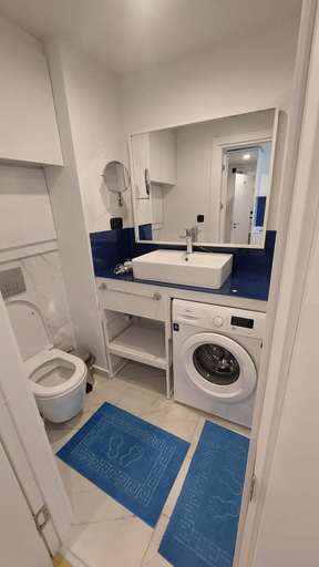 Bathroom, Beautiful Studio Apartment in Batumi, Batumi