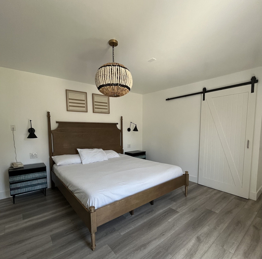 Bedroom 3, Anaheim Maingate Inn, Orange