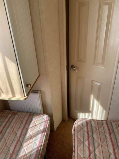 Bedroom 3, Lovely 3-bed Caravan in Skegness, Lincolnshire