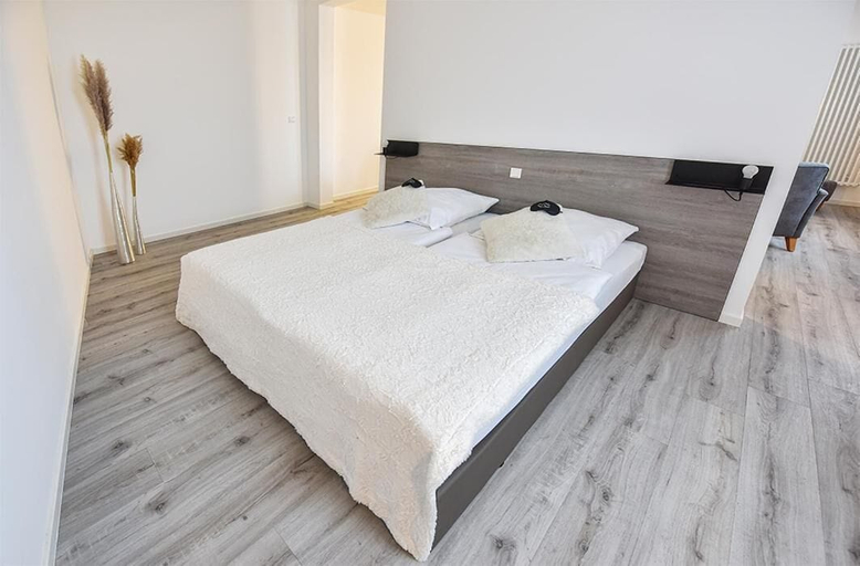 Bedroom 2, PRIMA Inn HOTEL & HOF NEURUPPIN, Ostprignitz-Ruppin