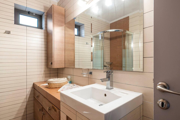 Bathroom 5, Beautiful 1-bed Cottage in Megalopolis, Peloponnese