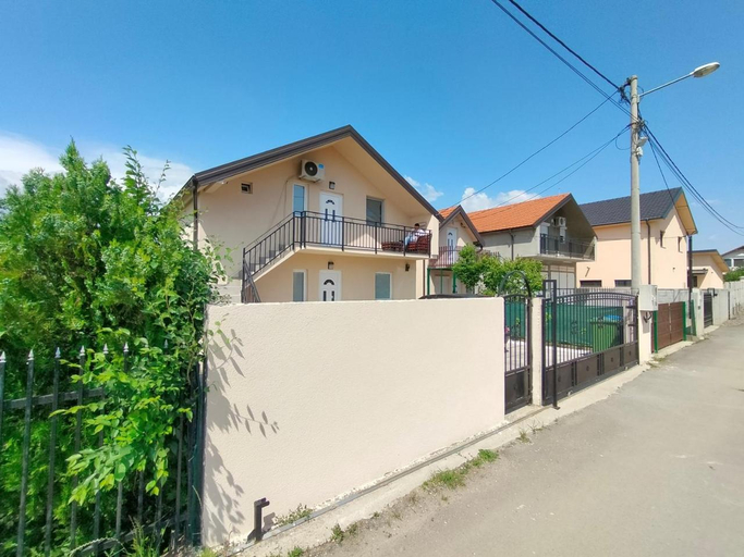 Others 4, A1 - Airport Belgrade Apartment, Belgrade