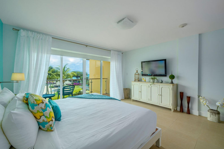 Bedroom 3, 2BR 3BA Condo on Eagle Beach w Amazing Amenities