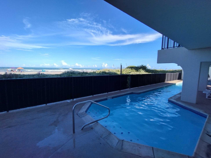 Pool 2, Florence I 608 Minium Studio Bedroom Condo by RedAwning, Cameron