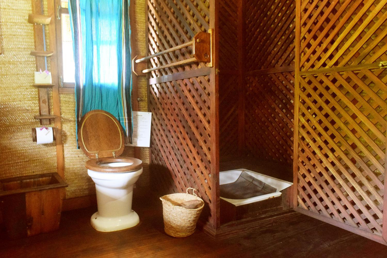 Bathroom 4, Pemba Eco Lodge, Mkoani