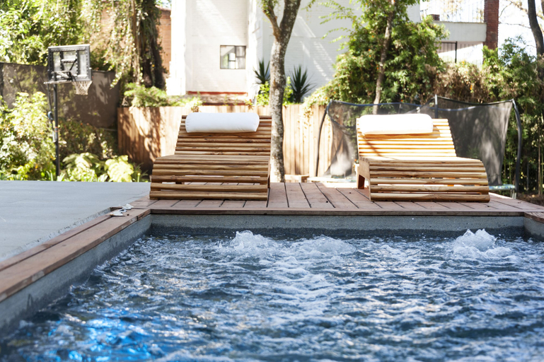 Sport & Beauty, Casa con amplia terraza y jacuzzi, Valle de Bravo